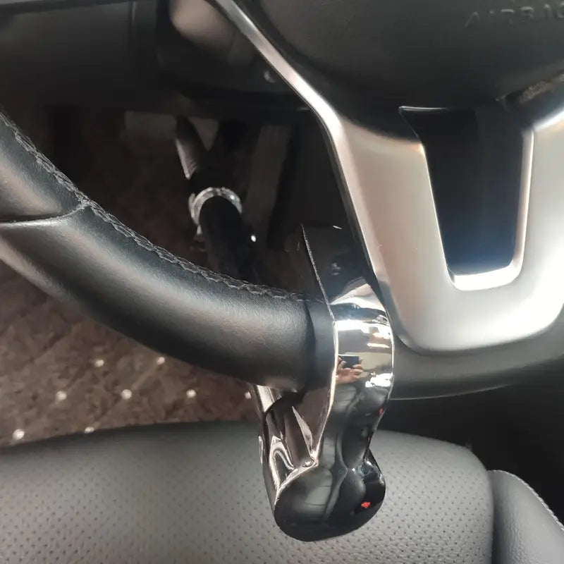 Car steering lock قفل مانع سرقة للسيارة